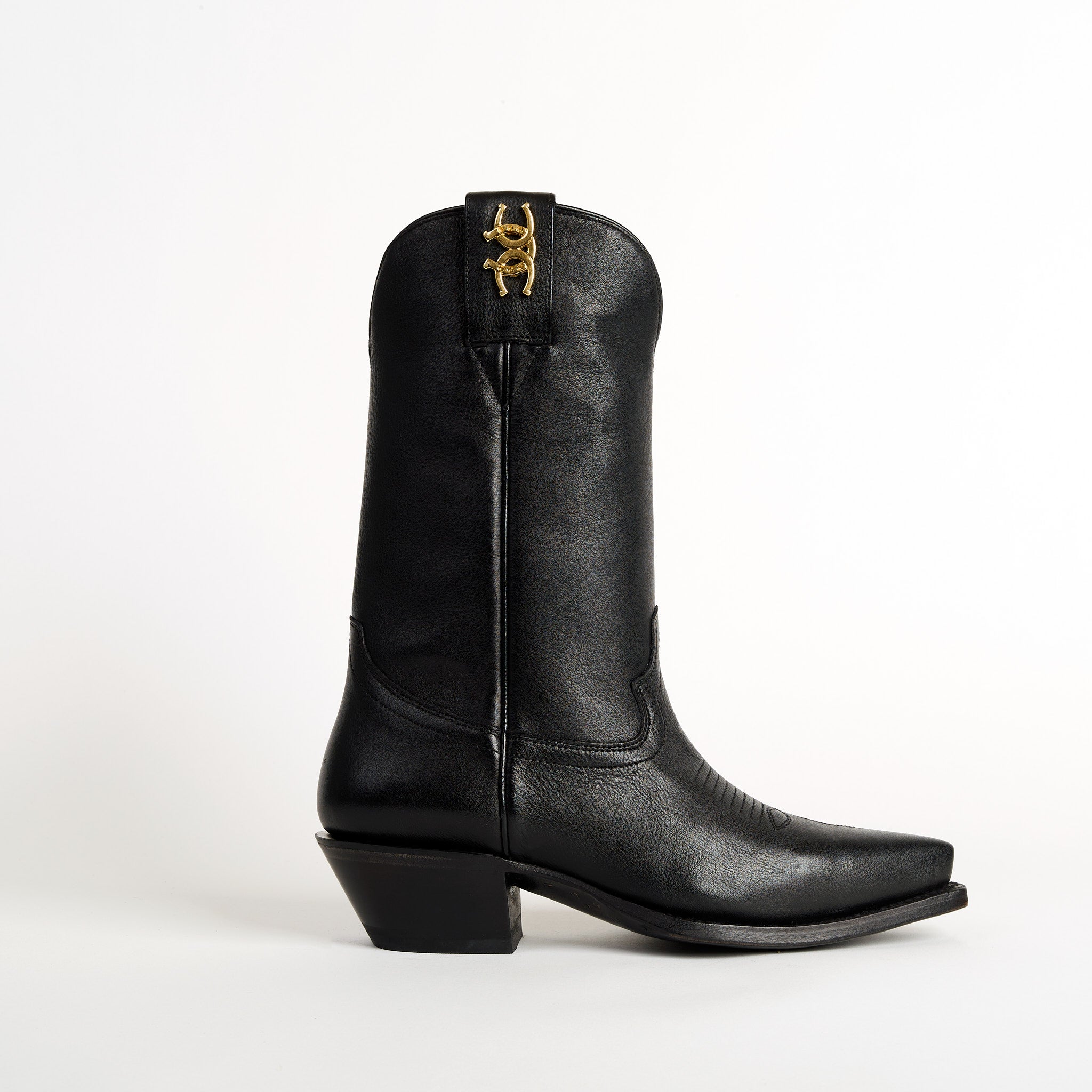 Cerrat Women's Classic Cowboy Boots--Black